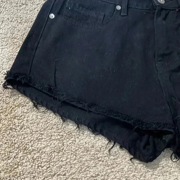 Black distressed Bullhead high rise shorts size 5 - Picture 2 of 5